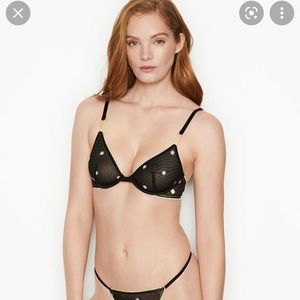 Victoria’s Secret Unlined Demi Daisy Bra
